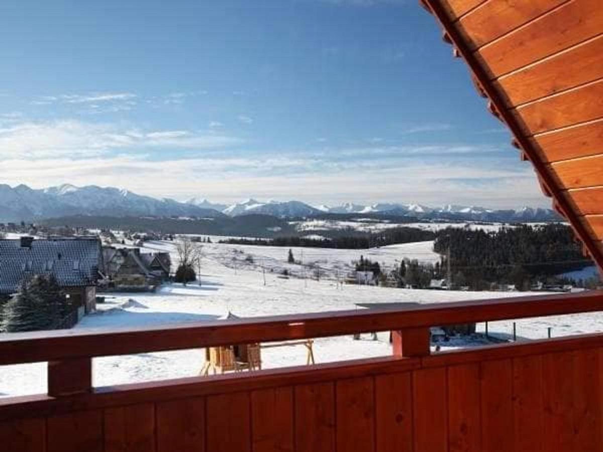 Deluxe Two-Bedroom House Mountain view 5