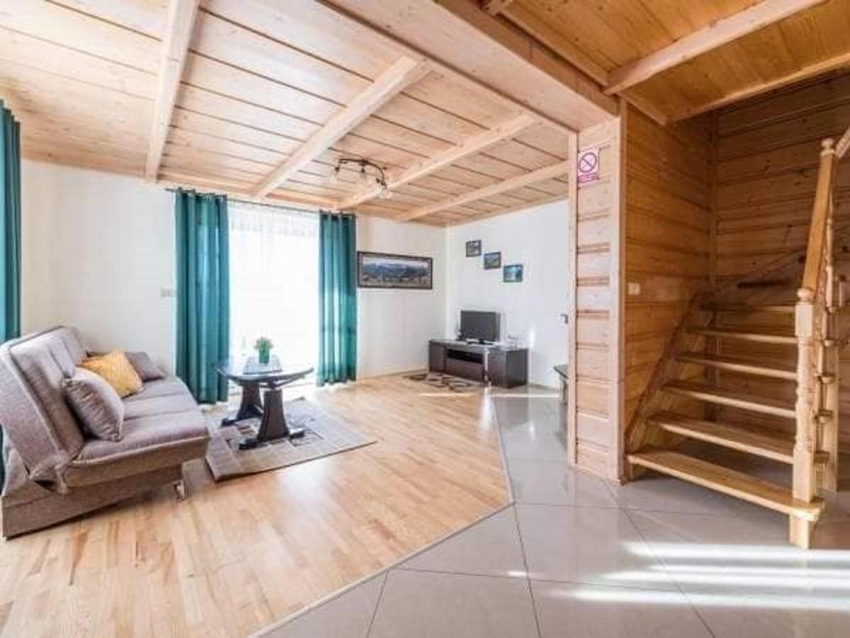 Deluxe Two-Bedroom House Mountain view 5