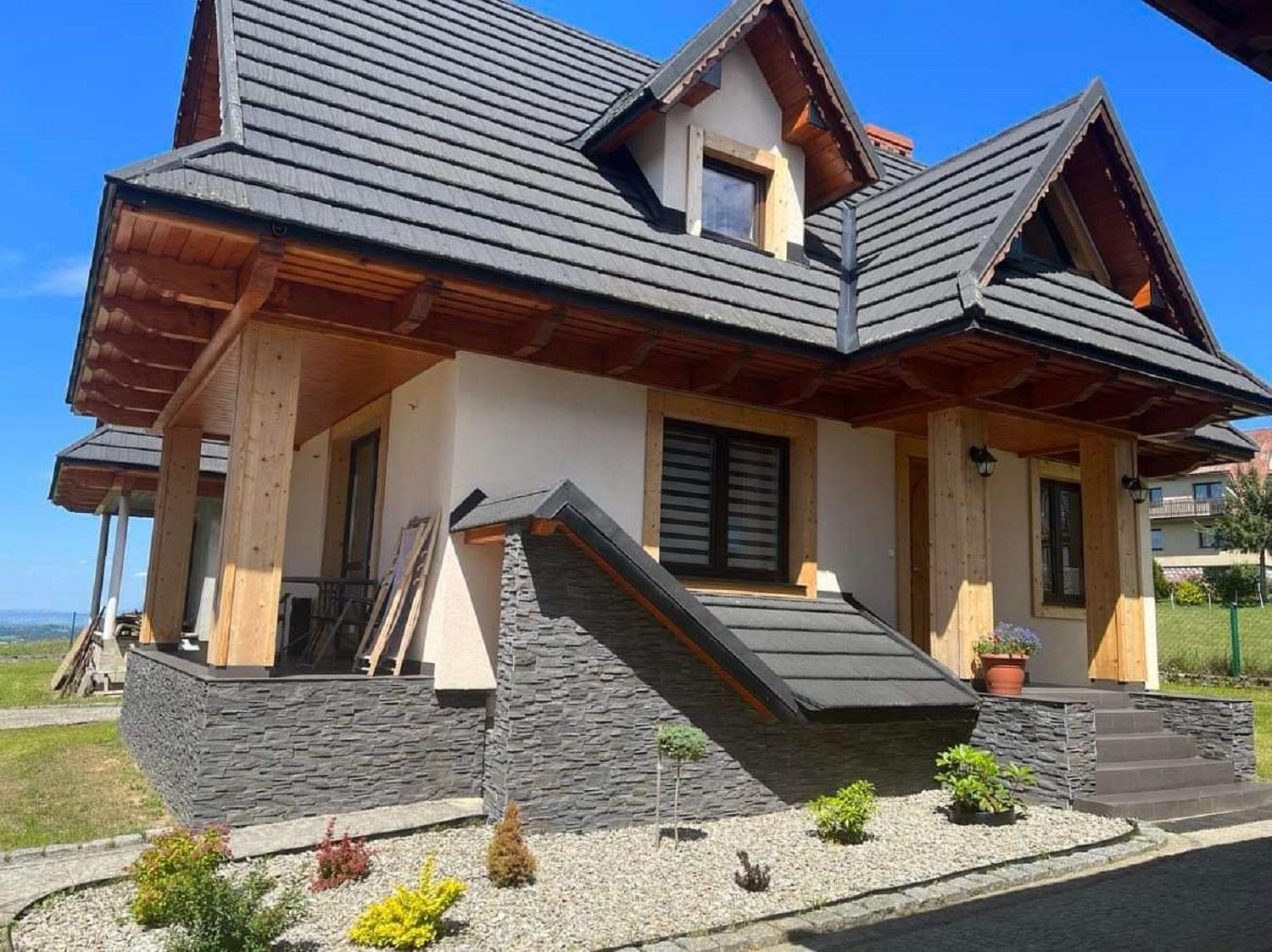 Deluxe Two-Bedroom House Mountain view 5