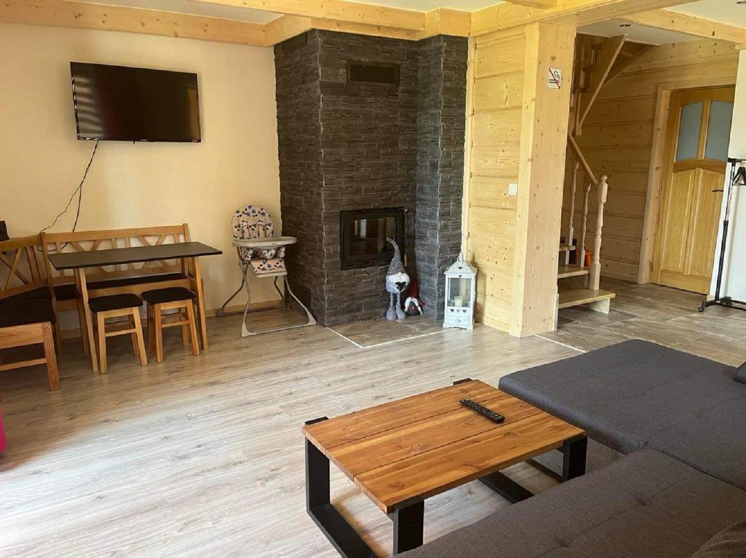 Deluxe Two-Bedroom House Mountain view 5